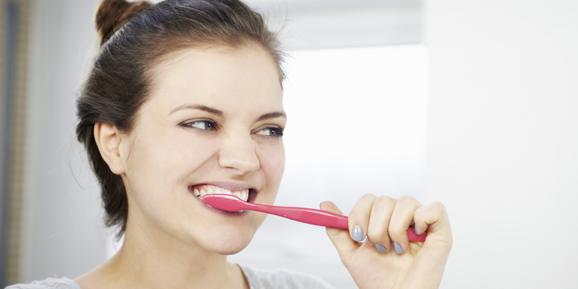 cara memutihkan gigi dengan baking soda - Baking Soda, Gliserin, dan Ekstrak Peppermint
