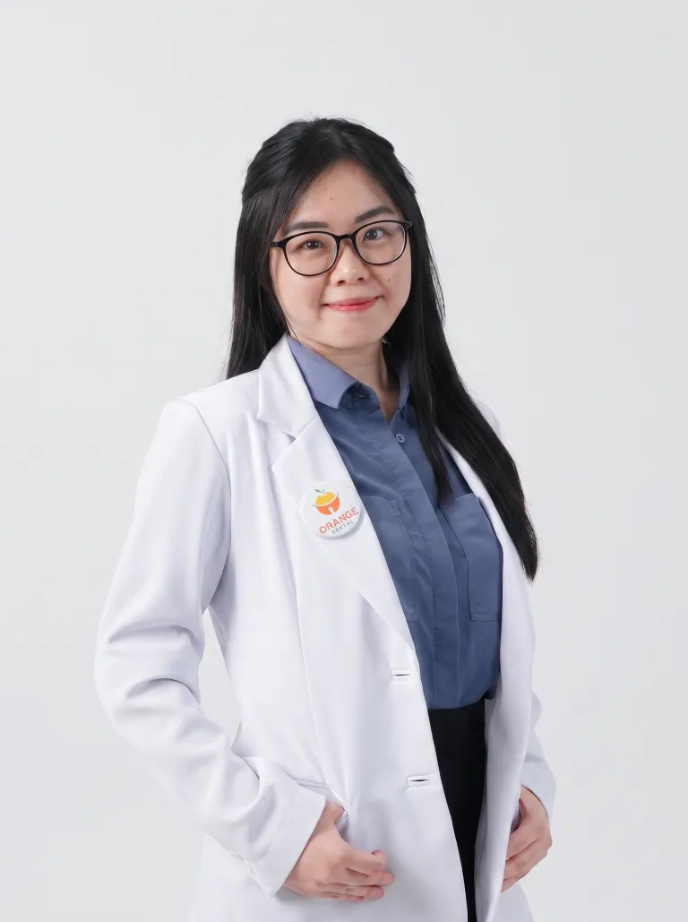 drg. Novia Stephanie